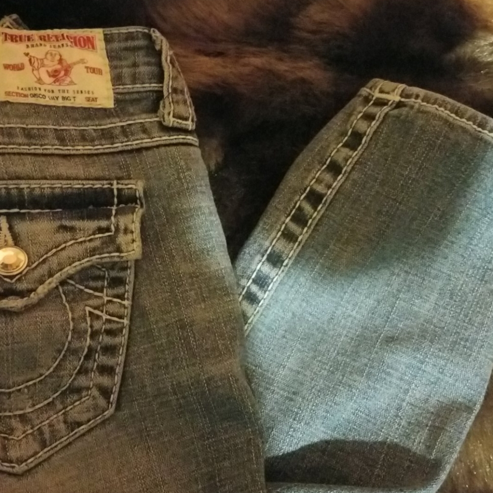 True Religion Rhinestone Button - image 6